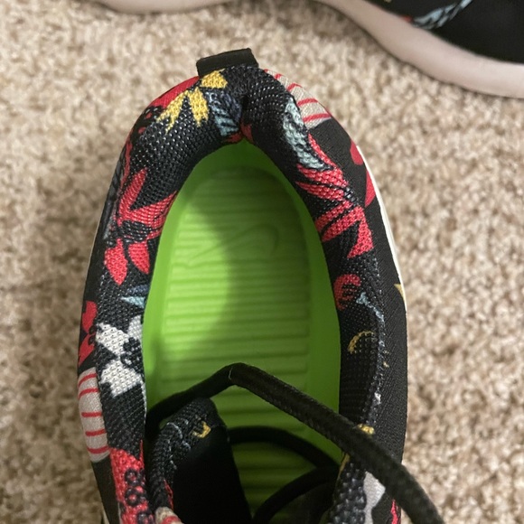 Nike Custom Flower Print - Picture 2 of 2